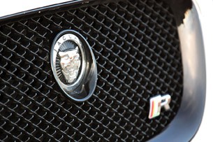 2012 Jaguar XFR grille