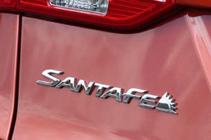 2013 Hyundai Santa Fe Sport badge