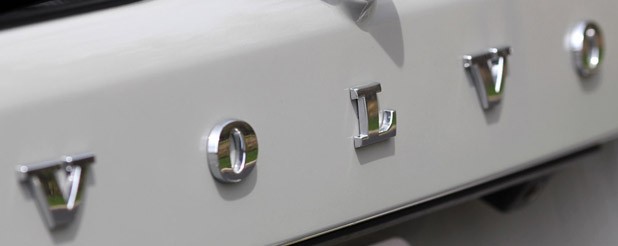 2012 Volvo XC60 R-Design badge
