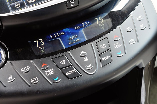2013 Toyota RAV4 EV climate controls