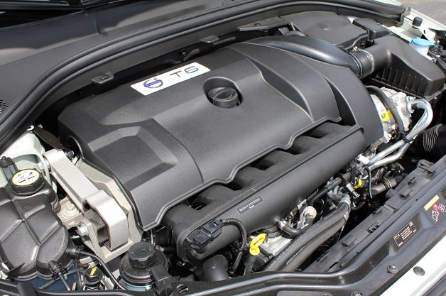 2012 Volvo XC60 R-Design engine