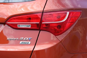 2013 Hyundai Santa Fe Sport taillight