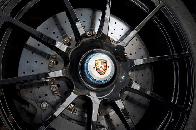 2014 Porsche 918 Spyder wheel detail