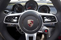 2014 Porsche 918 Spyder steering wheel