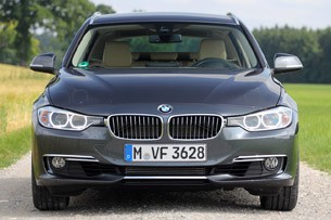 2014 BMW 3 Series Sports Wagon front view
