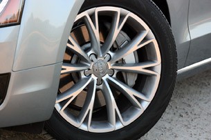 2013 Audi A8L 3.0T Quattro wheel