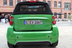 2013 Smart Fortwo Electric Drive rear view