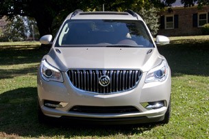 2013 Buick Enclave front view