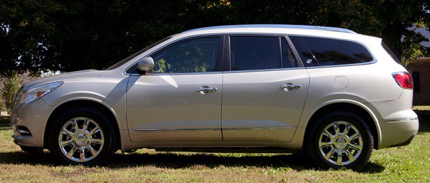 2013 Buick Enclave side view