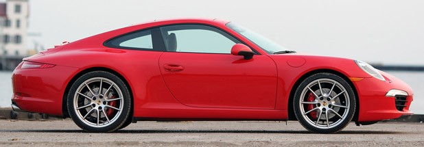 2013 Porsche 911 Carrera S side view