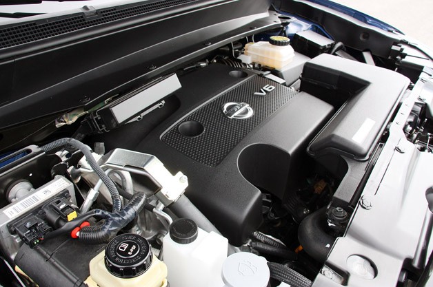 2013 Nissan Pathfinder engine