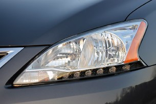 2013 Nissan Sentra headlight