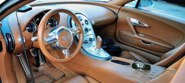 Bugatti Veyron 16.4 Grand Sport interior