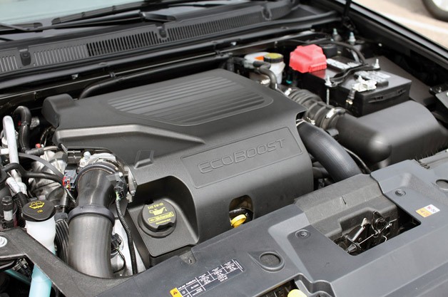 2013 Lincoln MKS EcoBoost engine