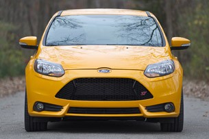 2013 Ford Focus ST front view