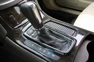 2013 Lincoln MKS EcoBoost shifter