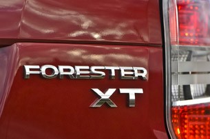 2014 Subaru Forester badge