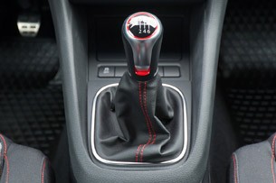 2012 Volkswagen GTI shifter