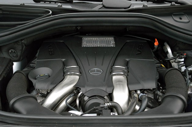 2013 Mercedes-Benz GL550 engine