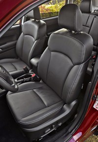 2014 Subaru Forester front seats