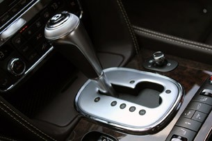 2013 Bentley Continental GT V8 gear selector