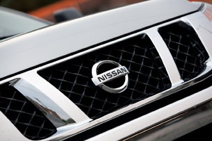 2012 Nissan Titan grille
