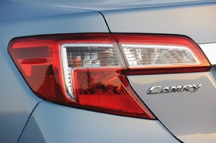 2013 Toyota Camry Hybrid taillight