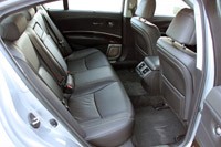 2014 Acura RLX rear seats
