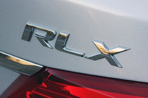 2014 Acura RLX badge