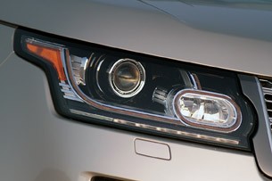 2013 Land Rover Range Rover headlight