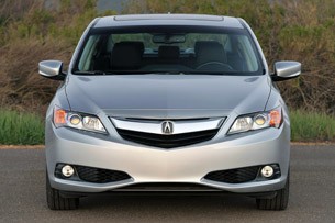 2013 Acura ILX front view