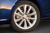 2013 Buick Verano Turbo wheel