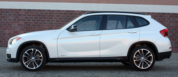 2013 BMW X1 side view