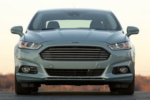 2013 Ford Fusion Hybrid front view