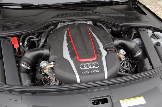2013 Audi S8 engine