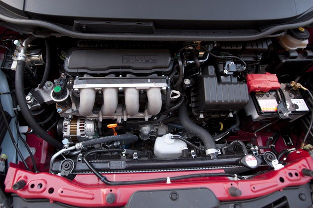 2013 Honda Fit Sport engine