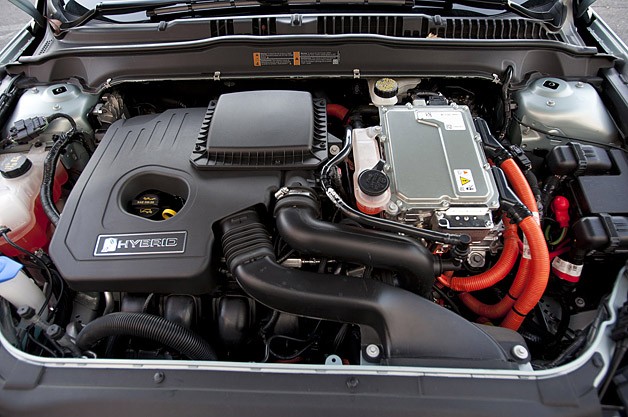 2013 Ford Fusion Hybrid engine