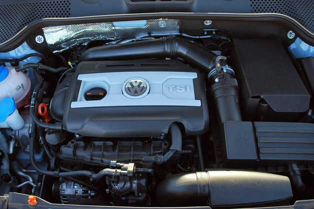 2013 Volkswagen Beetle Turbo Convertible engine