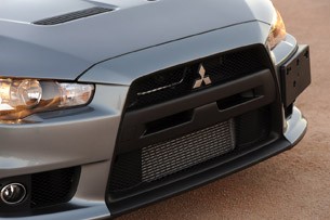 2013 Mitsubishi Lancer Evolution X GSR grille