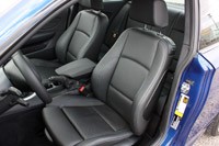 2013 BMW 135is front seats