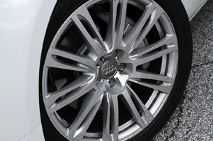 2014 Audi A8 L TDI wheel