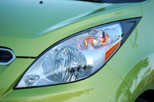 2013 Chevrolet Spark headlight