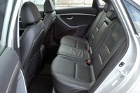 2013 Hyundai Elantra GT rear seats
