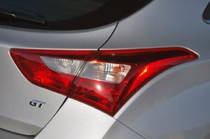 2013 Hyundai Elantra GT taillight