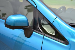2014 Nissan Versa Note side mirror
