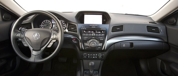 2013 Acura ILX Hybrid interior