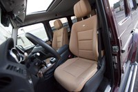 2013 Mercedes-Benz G550 front seats
