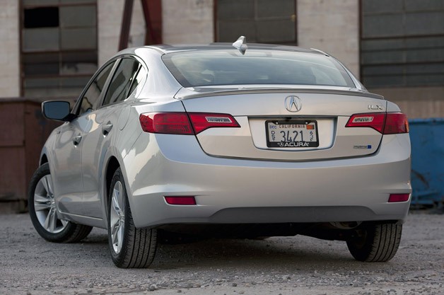 2013 Acura ILX Hybrid rear 3/4 view