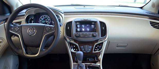 2014 Buick LaCrosse interior