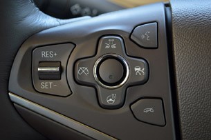 2014 Buick LaCrosse steering wheel controls